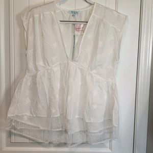 She & Sky V Neck blouse- NWT